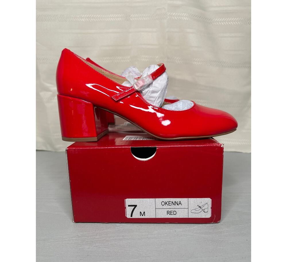 Journee Collection Okenna Mary Jane Block Heel Pumps Red Size 7M